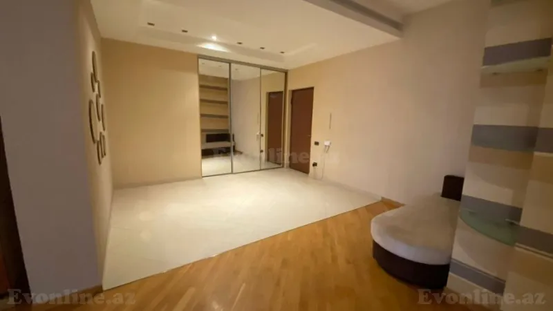 Kirayə verilir 4 otaqlı Mənzil Yeni tikili 220 m² 28 May m. - şəkil 5