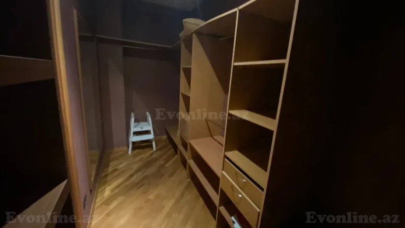 Kirayə verilir 4 otaqlı Mənzil Yeni tikili 220 m² 28 May m. - şəkil 13