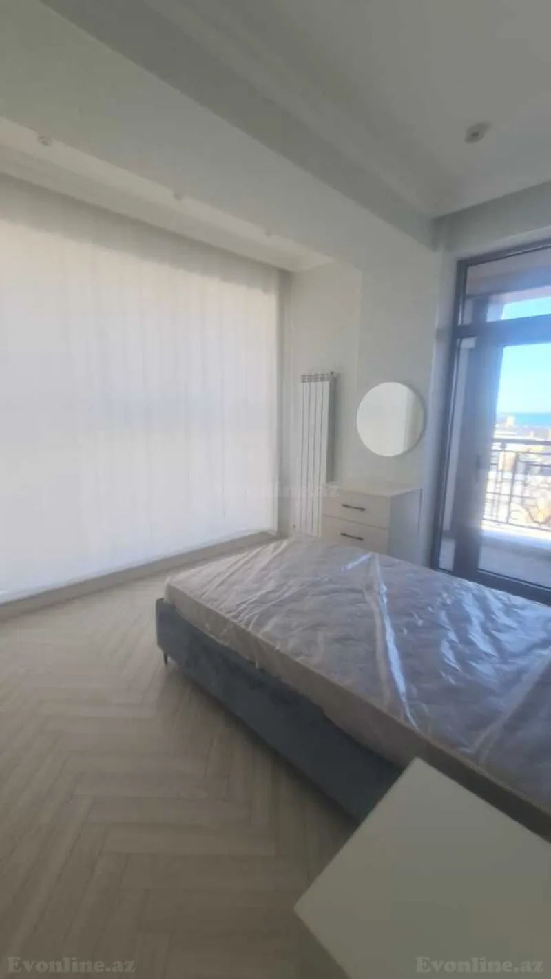 Kirayə verilir 3 otaqlı Mənzil Yeni tikili 150 m² 28 May m. - şəkil 3