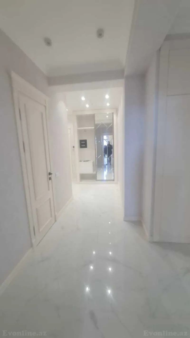 Kirayə verilir 3 otaqlı Mənzil Yeni tikili 150 m² 28 May m. - şəkil 4