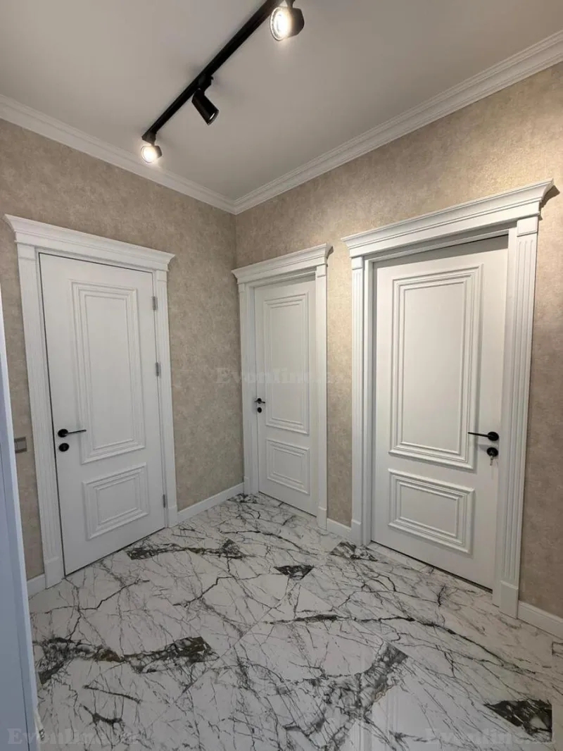 Kirayə verilir 2 otaqlı Mənzil Yeni tikili 68 m² 8 Noyabr m. - şəkil 13