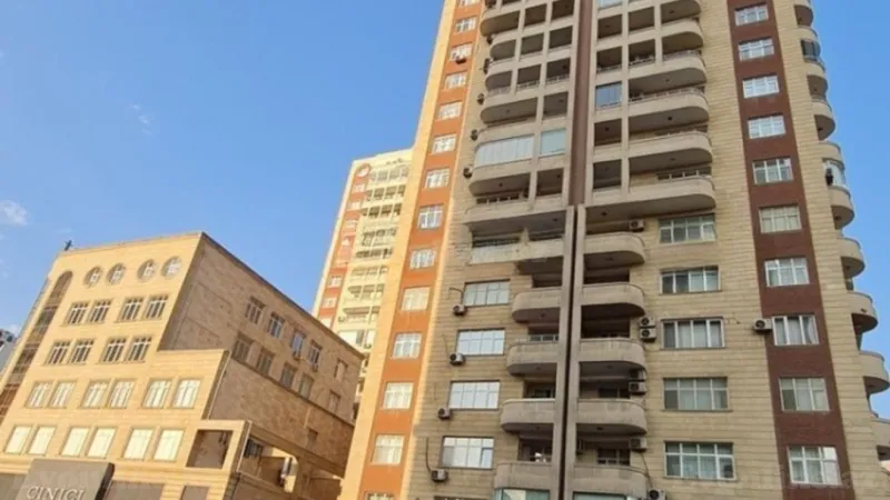 Satılır 4 otaqlı Mənzil Yeni tikili 148 m² Yasamal r. - şəkil 5