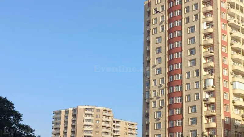 Satılır 4 otaqlı Mənzil Yeni tikili 148 m² Yasamal r. - şəkil 6