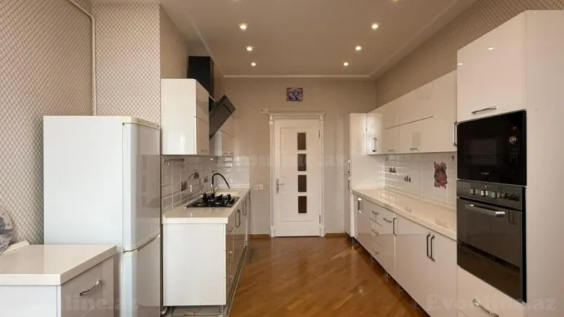 Kirayə verilir 3 otaqlı Mənzil Yeni tikili 160 m² Elmlər Akademiyası m. - şəkil 9