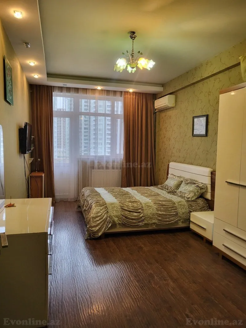 Satılır 4 otaqlı Mənzil Yeni tikili 178 m² Nizami m. - şəkil 6