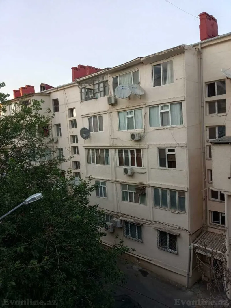 Kirayə verilir 2 otaqlı Mənzil Köhnə tikili 70 m² Nizami m. - şəkil 24