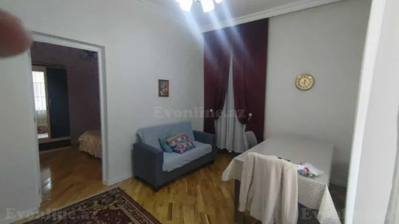 Kirayə verilir 2 otaqlı Mənzil Köhnə tikili 40 m² Nizami m. - şəkil 3