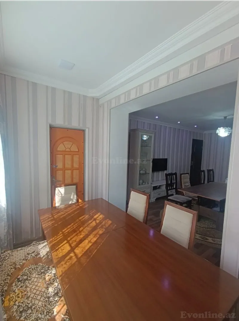 Satılır 3 otaqlı Mənzil Köhnə tikili 70 m² Neftçilər m. - şəkil 3