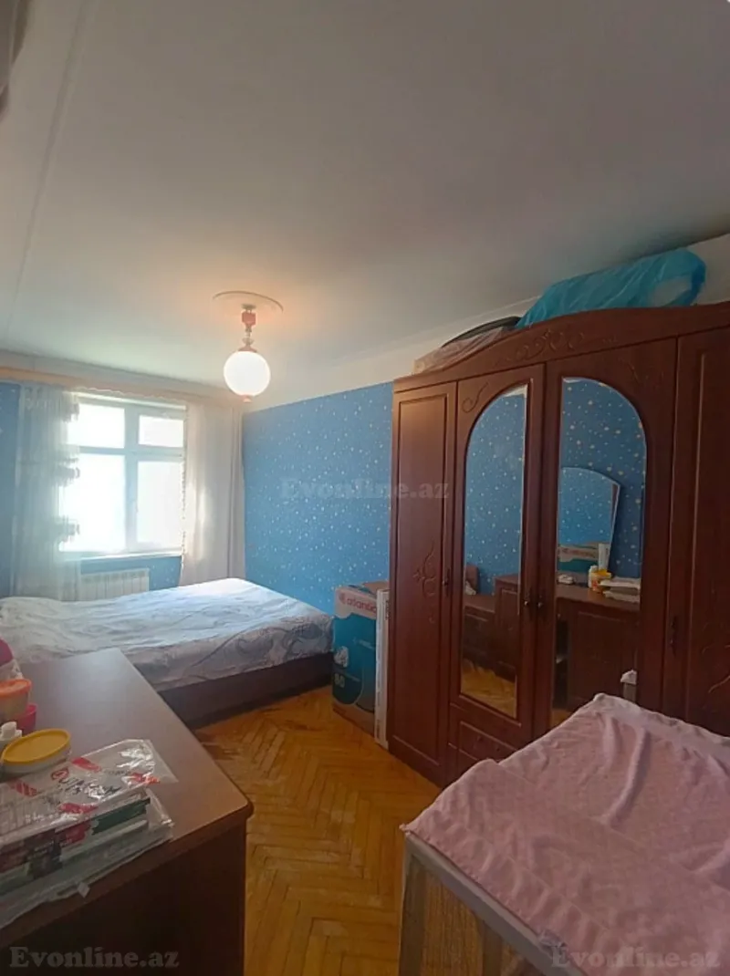 Satılır 3 otaqlı Mənzil Köhnə tikili 70 m² Neftçilər m. - şəkil 5