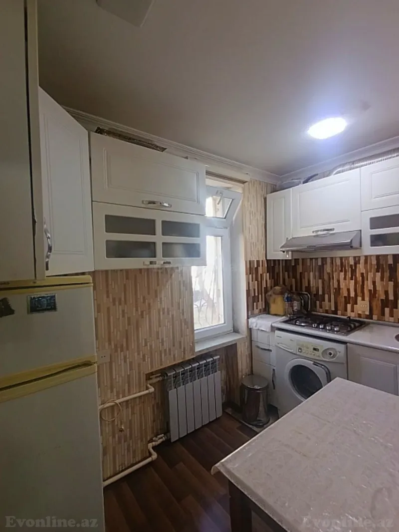 Satılır 3 otaqlı Mənzil Köhnə tikili 70 m² Neftçilər m. - şəkil 10