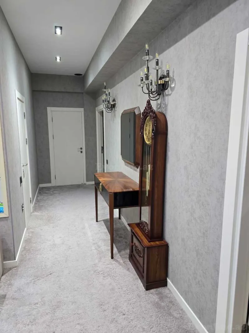 Kirayə verilir 3 otaqlı Mənzil Yeni tikili 150 m² 28 May m. - şəkil 9