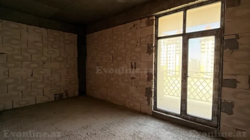 Satılır 3 otaqlı Mənzil Yeni tikili 125 m² Qara Qarayev m. - şəkil 4