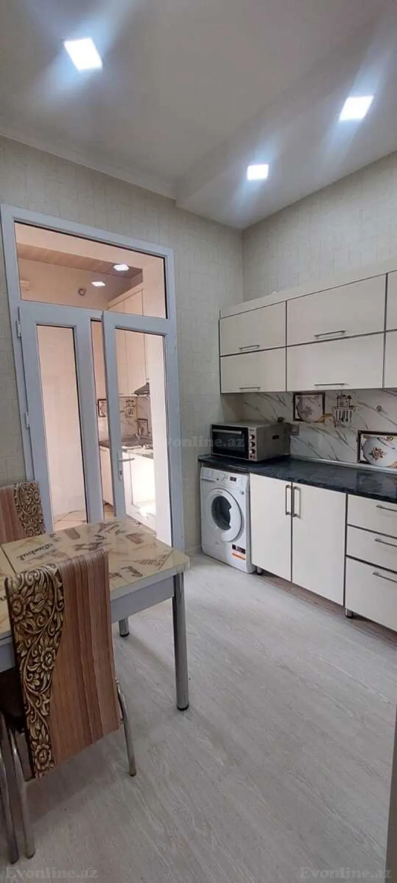 Satılır 3 otaqlı Mənzil Köhnə tikili 85 m² 28 May m. - şəkil 6