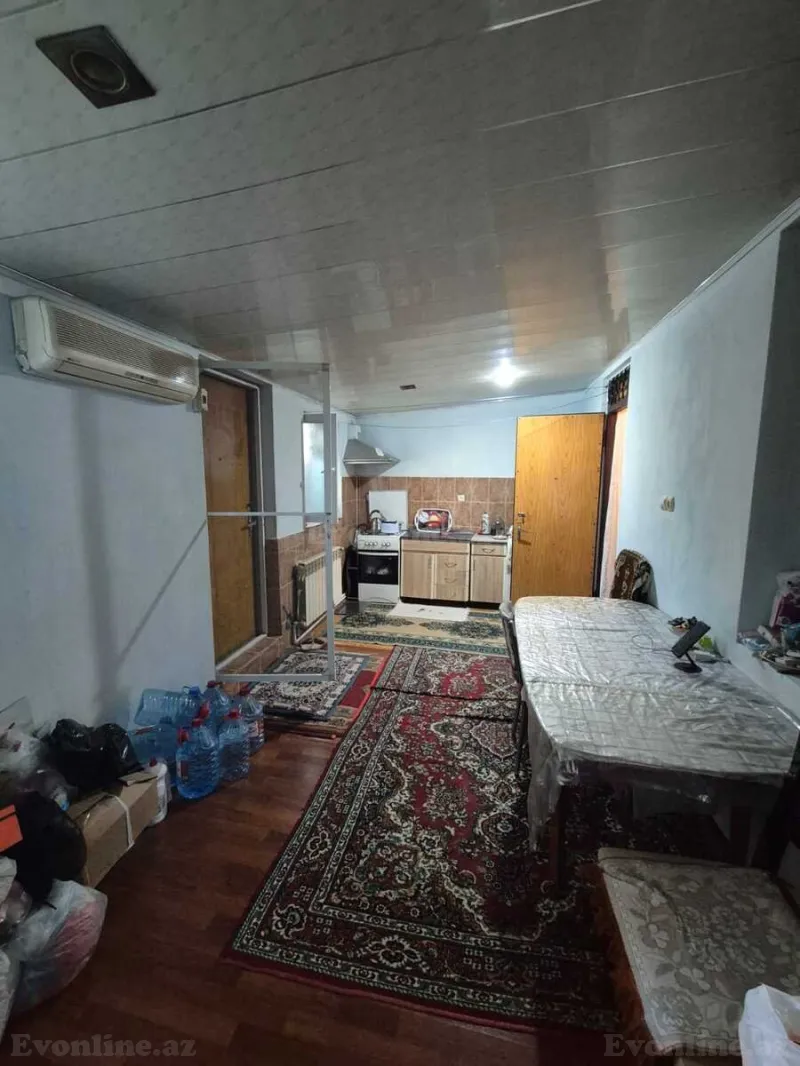 Satılır 3 otaqlı Mənzil Köhnə tikili 70 m² Xalqlar Dostluğu m. - şəkil 2
