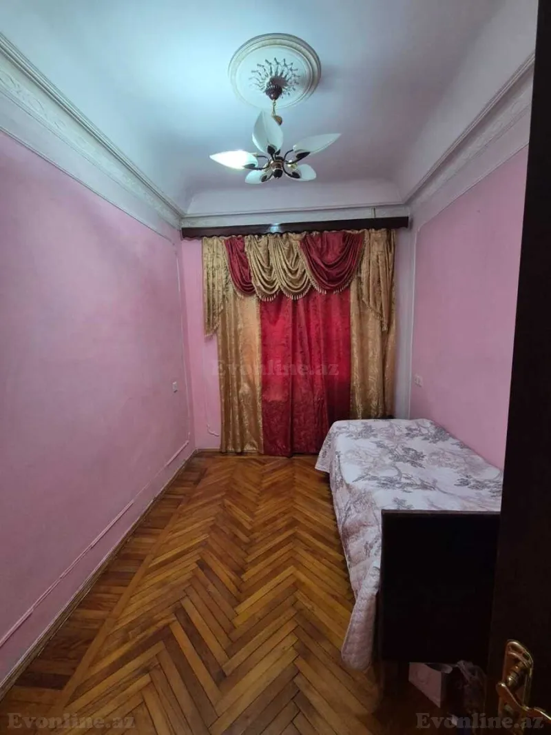 Satılır 3 otaqlı Mənzil Köhnə tikili 70 m² Xalqlar Dostluğu m. - şəkil 9