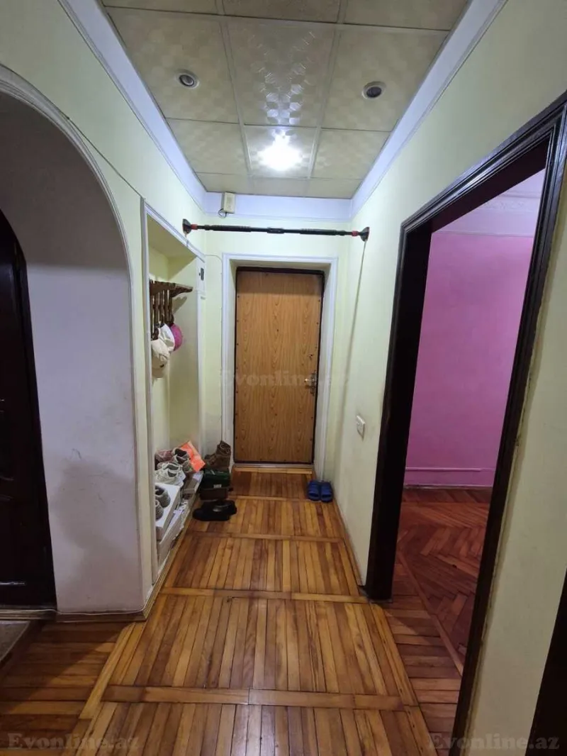 Satılır 3 otaqlı Mənzil Köhnə tikili 70 m² Xalqlar Dostluğu m. - şəkil 10