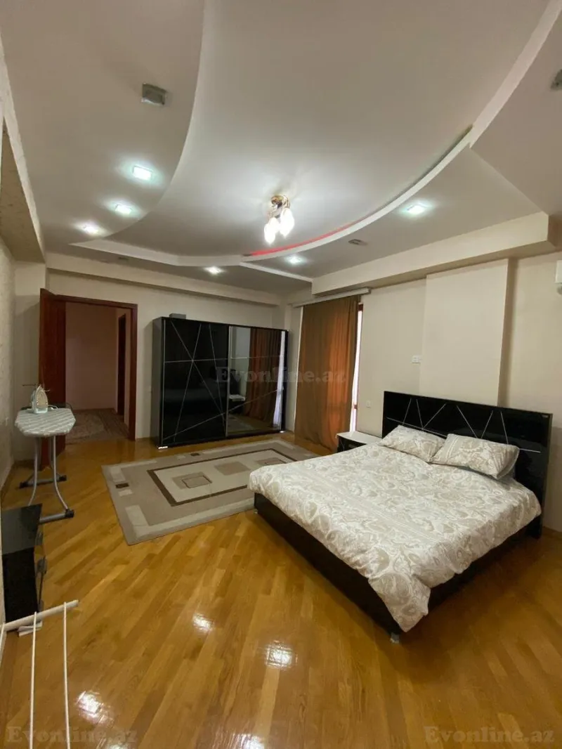 Kirayə verilir 4 otaqlı Mənzil Yeni tikili 210 m² 28 May m. - şəkil 4