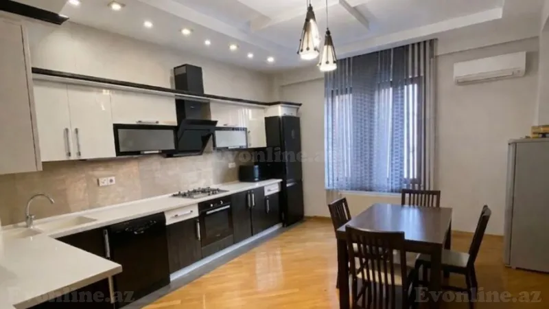 Kirayə verilir 4 otaqlı Mənzil Yeni tikili 210 m² 28 May m. - şəkil 5