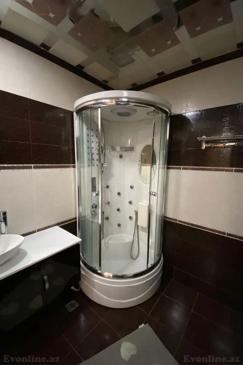 Kirayə verilir 4 otaqlı Mənzil Yeni tikili 210 m² 28 May m. - şəkil 24