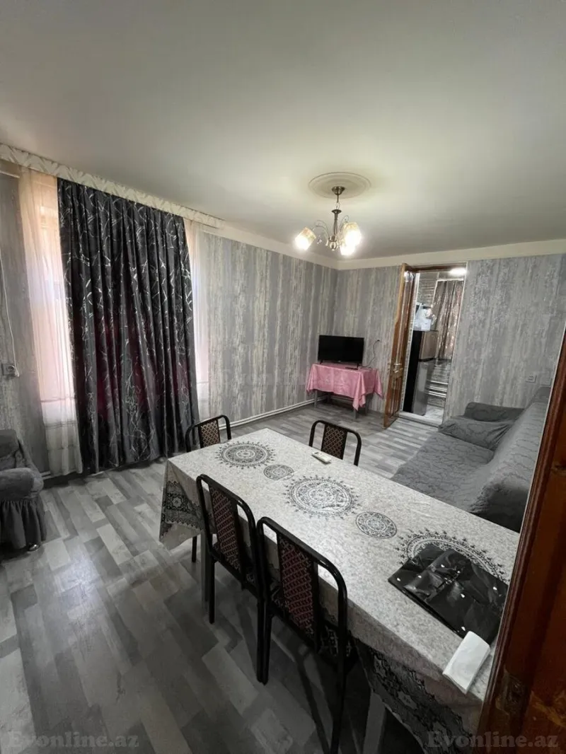 Kirayə verilir 2 otaqlı Mənzil Köhnə tikili 55 m² Yasamal