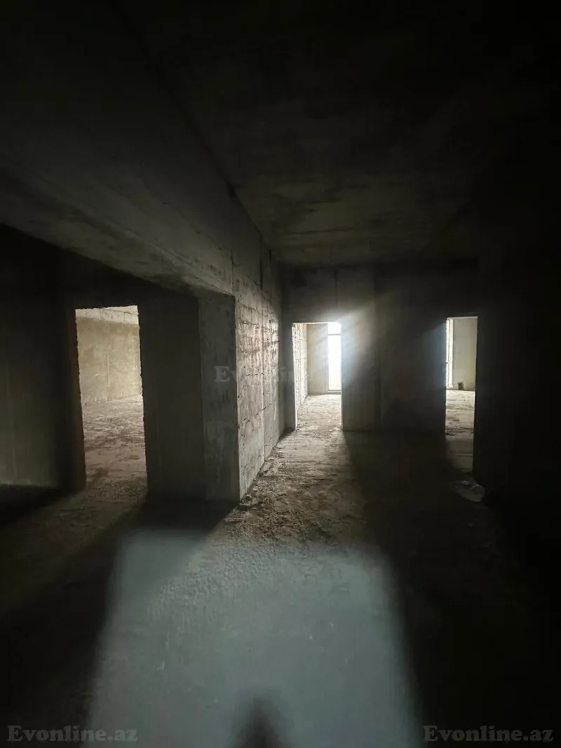 Satılır 4 otaqlı Mənzil Yeni tikili 242 m² 28 May m. - şəkil 12