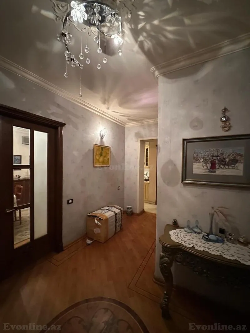 Satılır 4 otaqlı Mənzil Köhnə tikili 160 m² Nəriman Nərimanov m. - şəkil 7