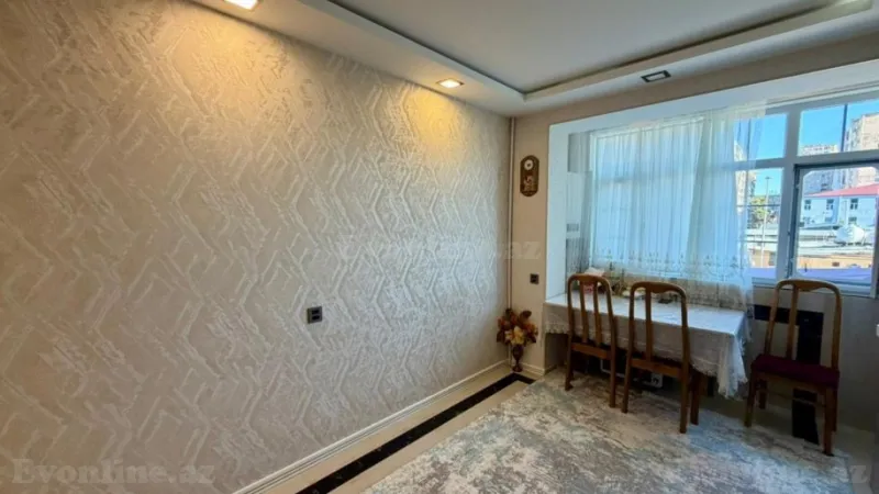 Satılır 2 otaqlı Mənzil Köhnə tikili 65 m² Xalqlar Dostluğu m. - şəkil 3