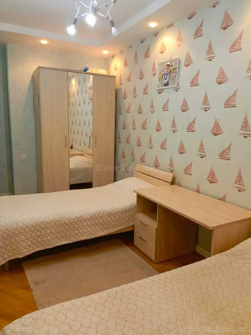 Satılır 3 otaqlı Mənzil Yeni tikili 110 m² Yasamal r. - şəkil 5