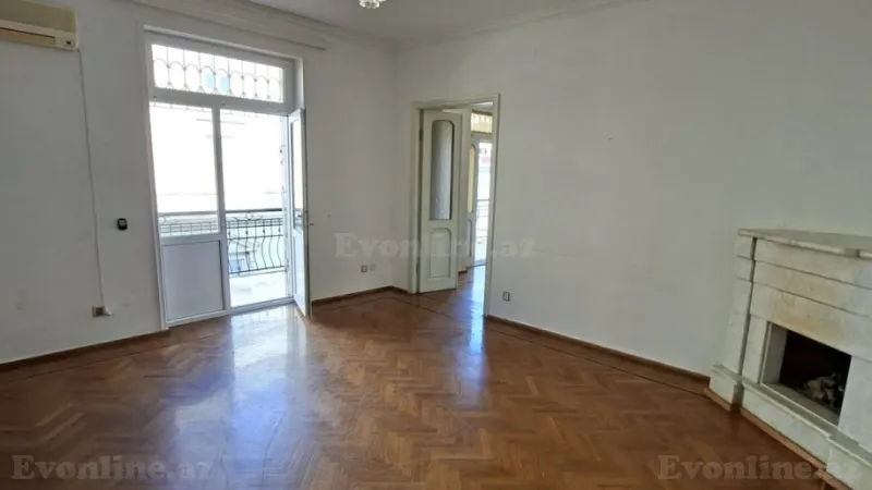 Satılır 2 otaqlı Mənzil Köhnə tikili 60 m² Sahil m. - şəkil 6