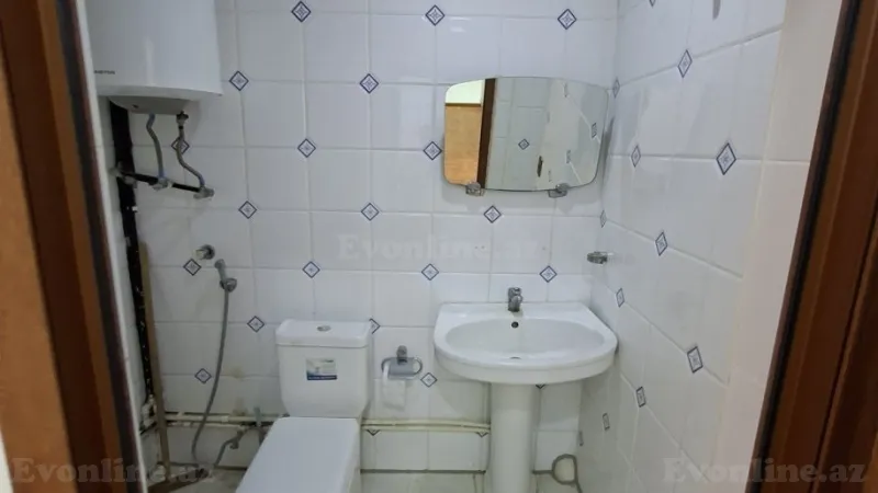 Satılır 2 otaqlı Mənzil Köhnə tikili 60 m² Sahil m. - şəkil 10