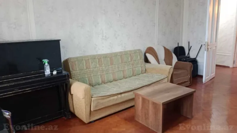 Satılır 2 otaqlı Mənzil Köhnə tikili 65 m² Elmlər Akademiyası m.