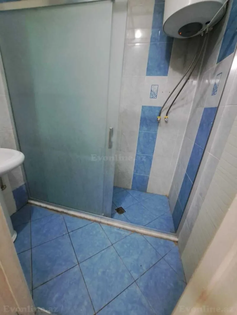 Satılır 2 otaqlı Mənzil Köhnə tikili 65 m² Elmlər Akademiyası m. - şəkil 10