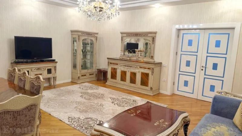 Kirayə verilir 3 otaqlı Mənzil Yeni tikili 150 m² Nərimanov r.