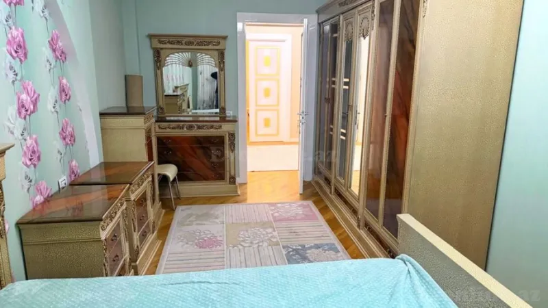 Kirayə verilir 3 otaqlı Mənzil Yeni tikili 150 m² Nərimanov r. - şəkil 8