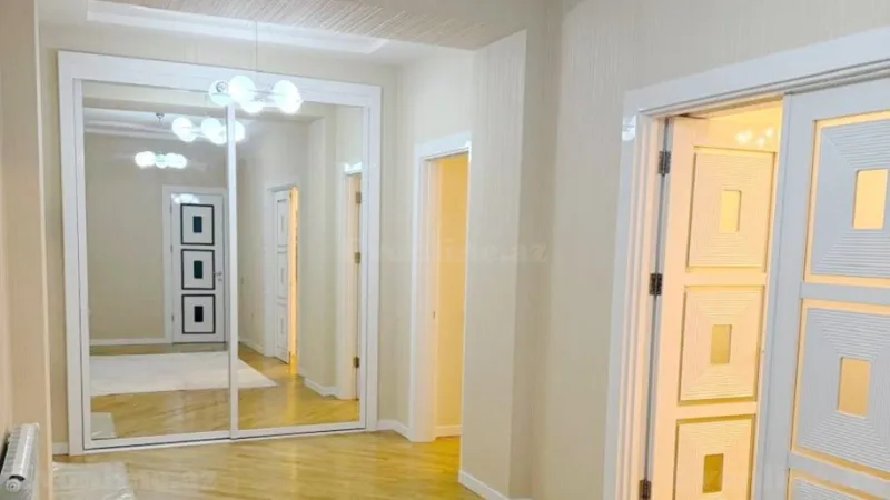 Kirayə verilir 3 otaqlı Mənzil Yeni tikili 150 m² Nərimanov r. - şəkil 13