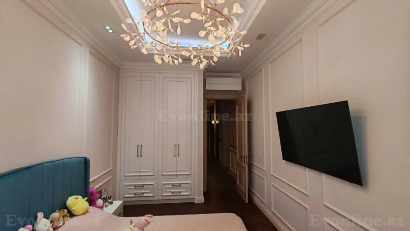 Satılır 7 otaqlı Mənzil Yeni tikili 285 m² 28 May m. - şəkil 12