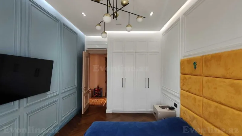 Satılır 7 otaqlı Mənzil Yeni tikili 285 m² 28 May m. - şəkil 20