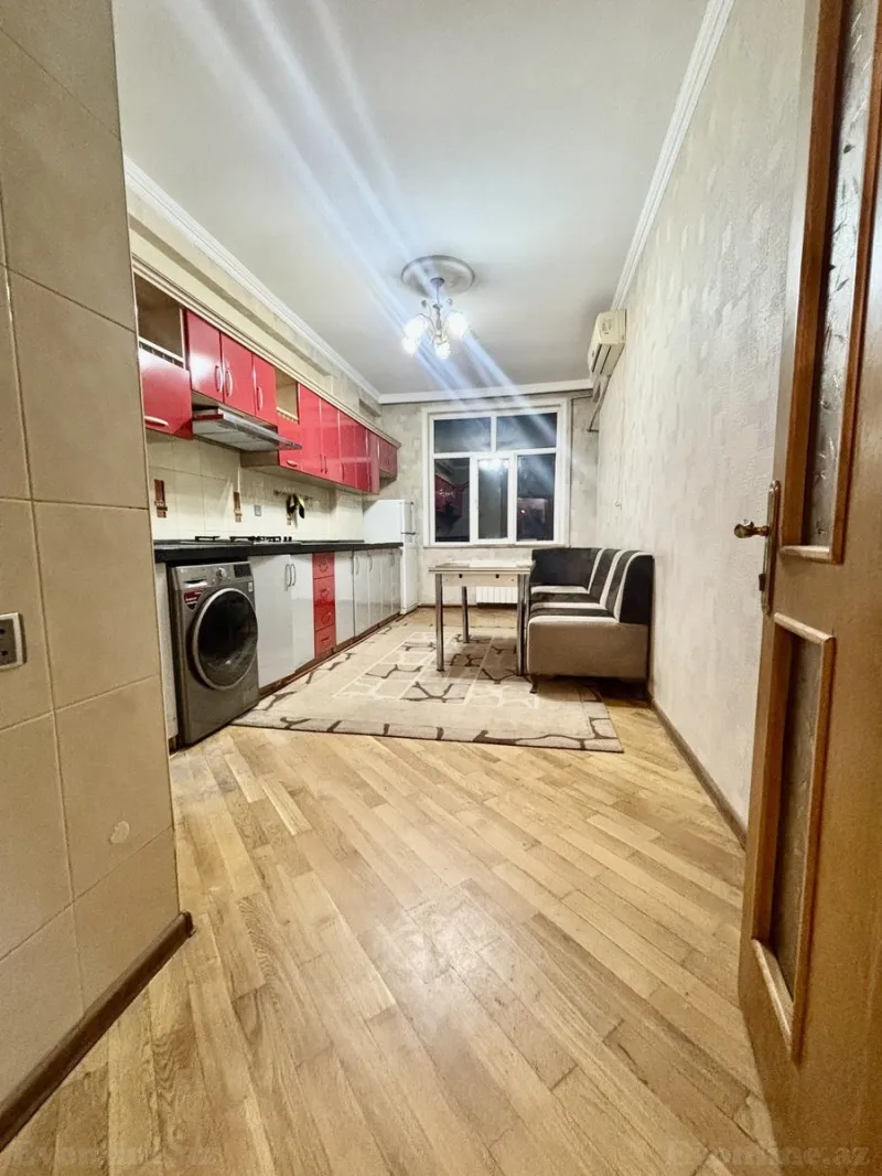 Satılır 3 otaqlı Mənzil Yeni tikili 130 m² 8 Noyabr m. - şəkil 10