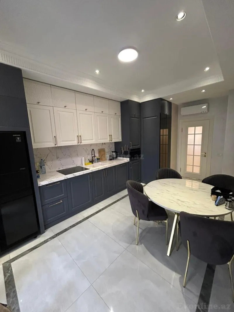 Kirayə verilir 3 otaqlı Mənzil Yeni tikili 140 m² Xətai r. - şəkil 5