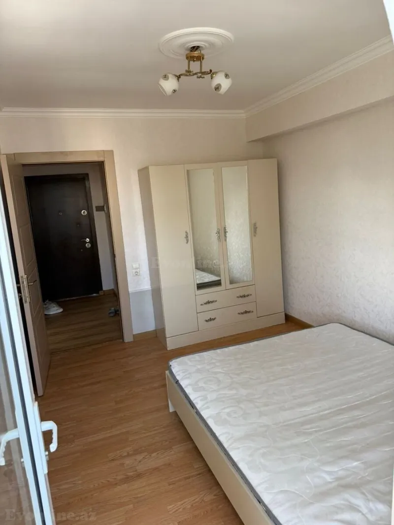 Kirayə verilir 2 otaqlı Mənzil Köhnə tikili 50 m² Gənclik m. - şəkil 4