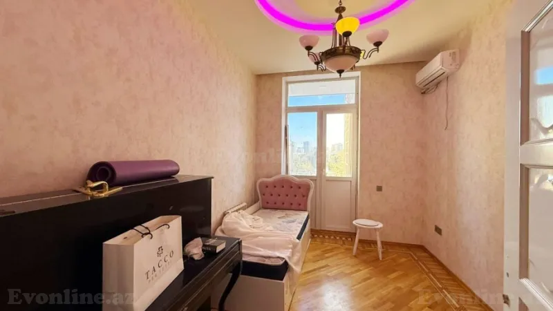 Kirayə verilir 4 otaqlı Mənzil Köhnə tikili 100 m² 28 May m. - şəkil 7