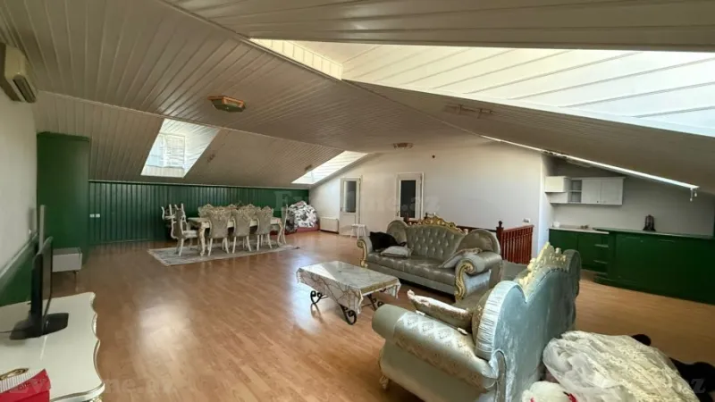 Kirayə verilir 4 otaqlı Mənzil Köhnə tikili 100 m² 28 May m. - şəkil 12