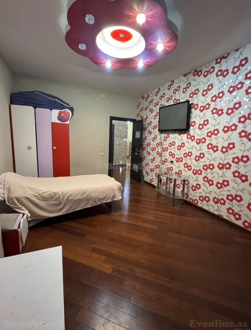 Satılır 4 otaqlı Mənzil Yeni tikili 187 m² Xətai m. - şəkil 8