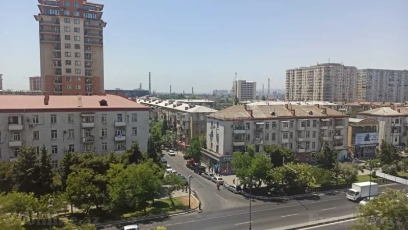 4 otaqlı Mənzil 100 m² Qara Qarayev m. Kirayə verilir