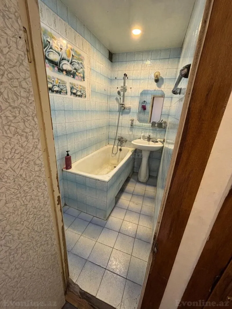 Kirayə verilir 4 otaqlı Mənzil Köhnə tikili 100 m² Qara Qarayev m. - şəkil 12