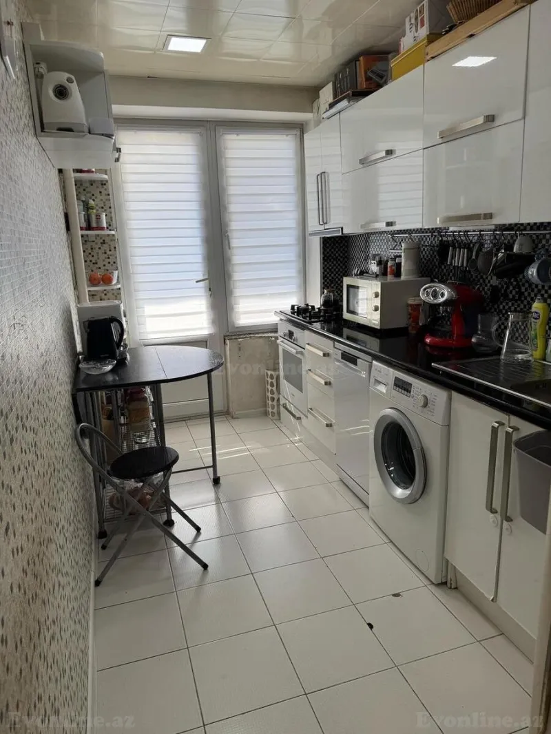 Satılır 3 otaqlı Mənzil Köhnə tikili 93.5 m² 28 May m. - şəkil 5