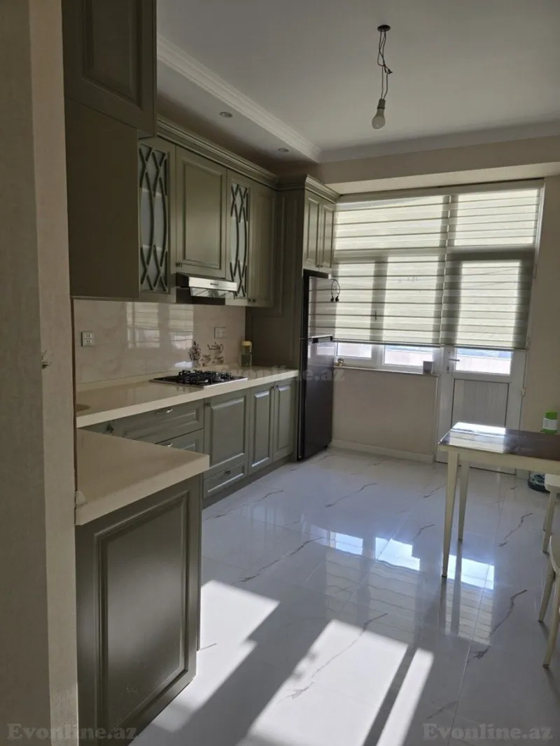 Kirayə verilir 3 otaqlı Mənzil Yeni tikili 100 m² Həzi Aslanov m. - şəkil 3