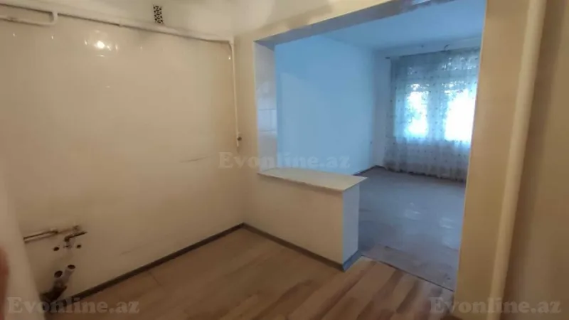 Satılır 3 otaqlı Mənzil Köhnə tikili 80 m² Həzi Aslanov m. - şəkil 4