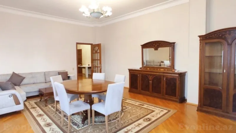 Satılır 3 otaqlı Mənzil Yeni tikili 145 m² 28 May m. - şəkil 2