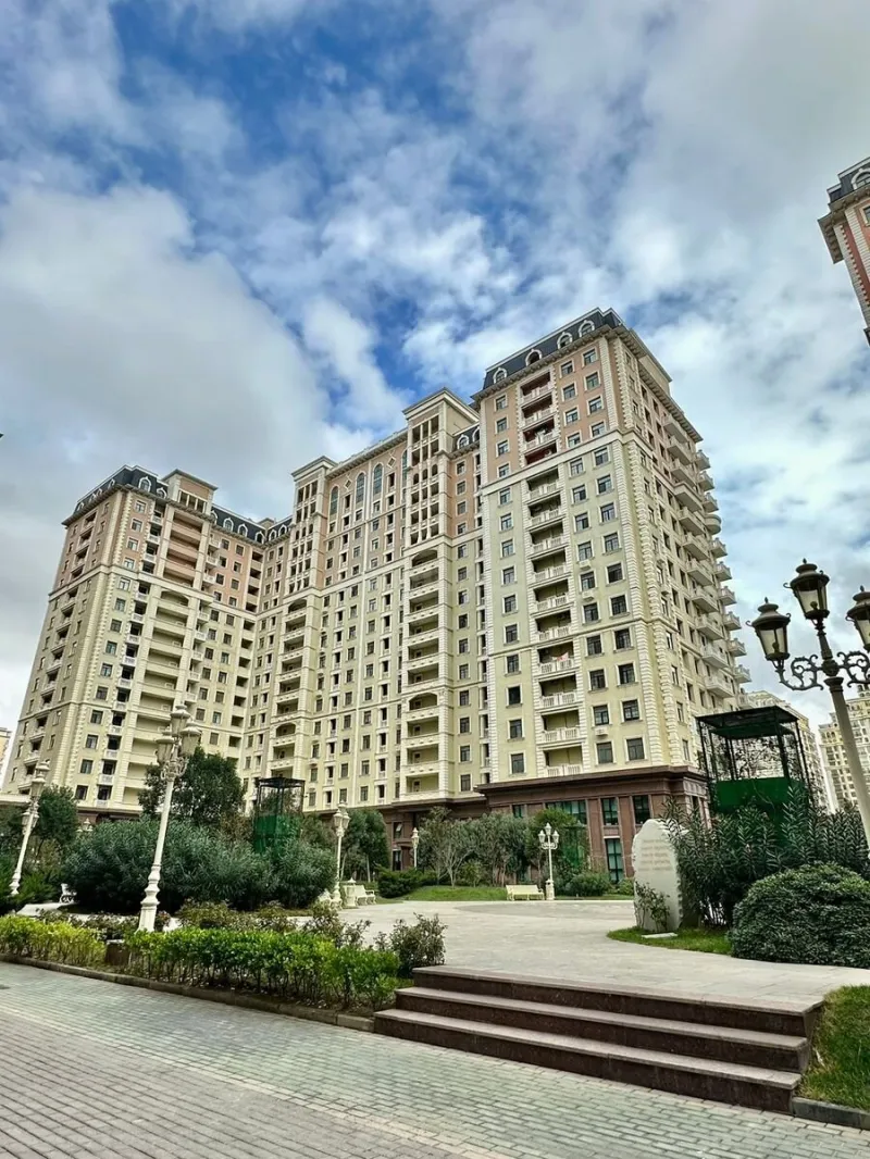 Satılır 3 otaqlı Mənzil Yeni tikili 142 m² Elmlər Akademiyası m.